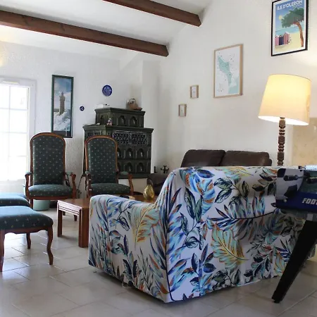 Maison Saint-pierre-d'oleron, 3 Pieces, 9 Personnes - Fr-1-246a-135 펜션