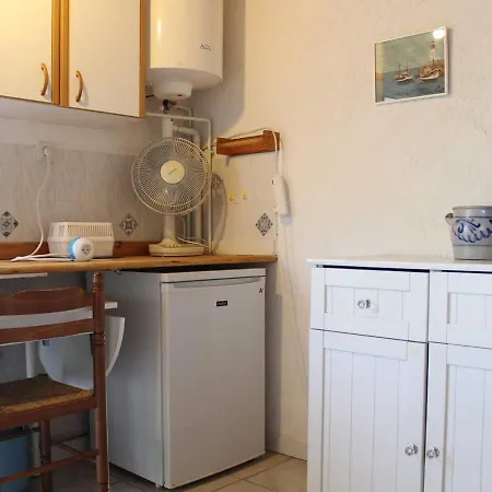 Maison Saint-pierre-d'oleron, 3 Pieces, 9 Personnes - Fr-1-246a-135 펜션 *