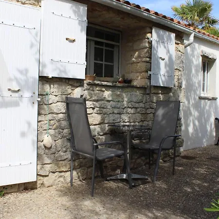 Maison Saint-pierre-d'oleron, 3 Pieces, 9 Personnes - Fr-1-246a-135 *