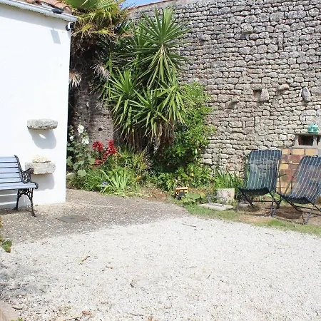 Maison Saint-pierre-d'oleron, 3 Pieces, 9 Personnes - Fr-1-246a-135 *
